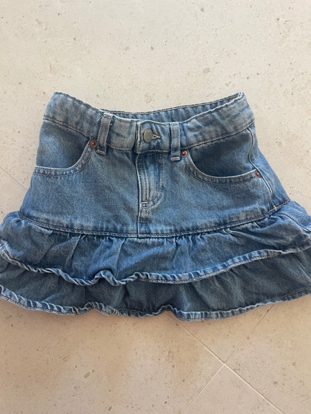 Zara Kids: Blue Ruffle Denim Mini Skirt (size: 6-7)